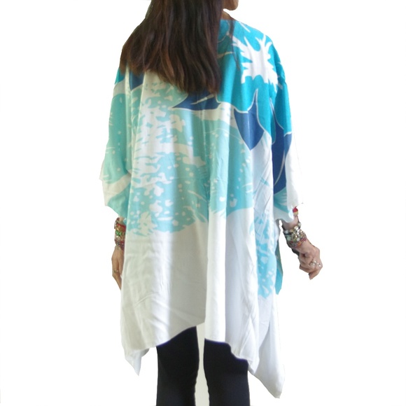*SOLD* Light blue short Bali kaftan multi size - Picture 4 of 4